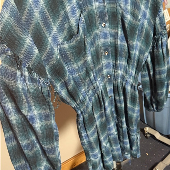 We The Free Blue Checkered Top - Picture 3 of 3